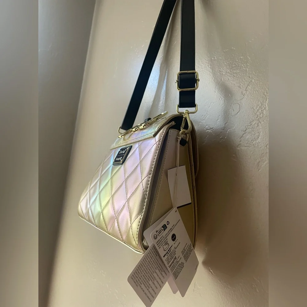 Loungefly Gold Quilted Shoulder Bag - Picture 4 of 6